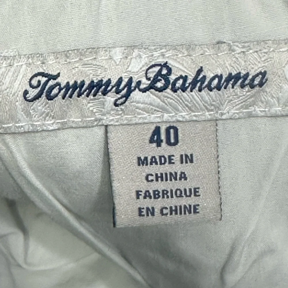 Tommy Bahama Chino Shorts Men's Size 40 Inseam 9.5